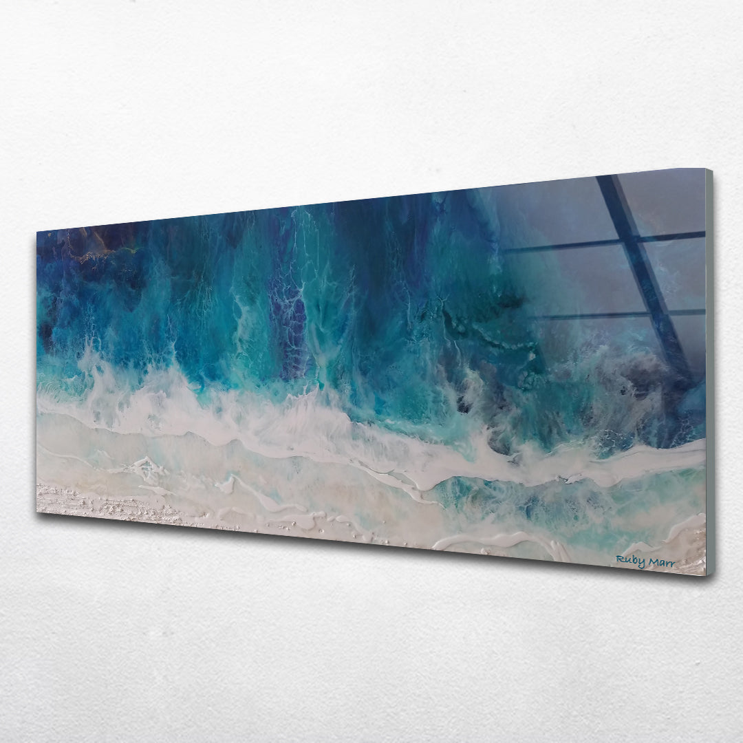 Ruby Marr – Blue Waters | תמונת זכוכית פנורמית 60*30 90*45 120*60